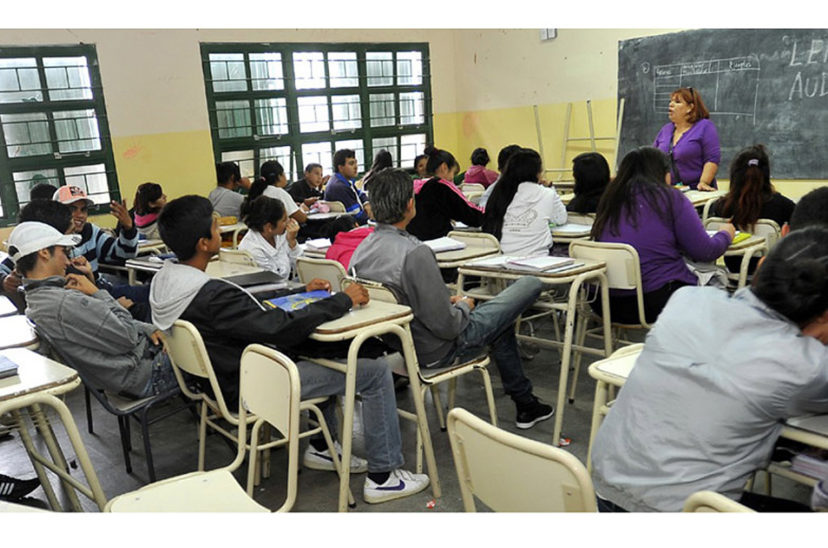 PISA - escuela - propaganda política
