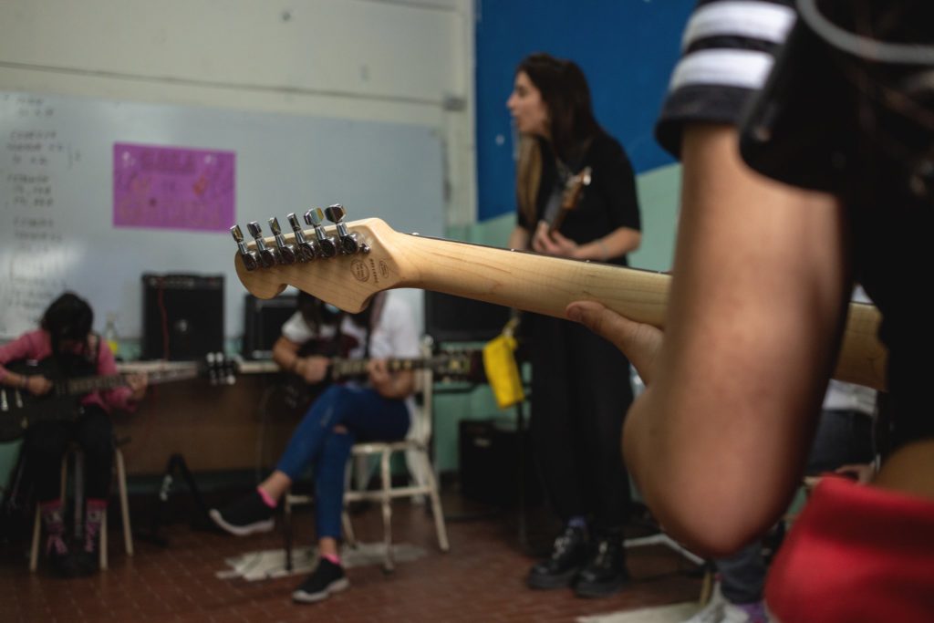 chicas amplificadas rock