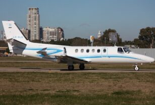 gobernador avión