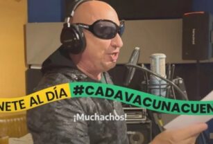 La Mosca vacuna