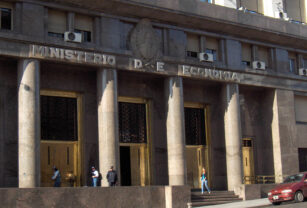 Ministerio Economía deuda en pesos