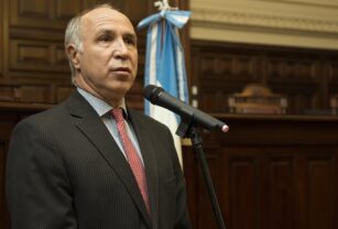 Ricardo Lorenzetti