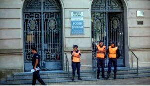 abusar de los alumnos