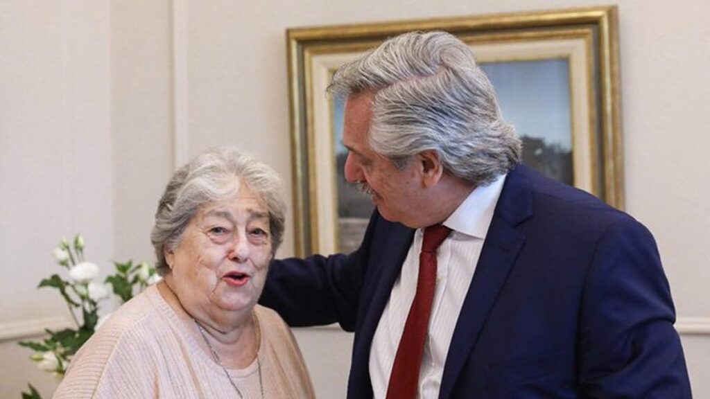 alberto fernández y las madres de plaza de mayo