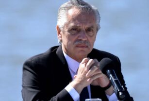 Alberto Fernández