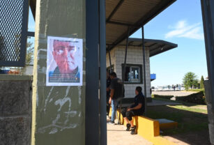 Cartel con la imagen de Daniel Barrientos