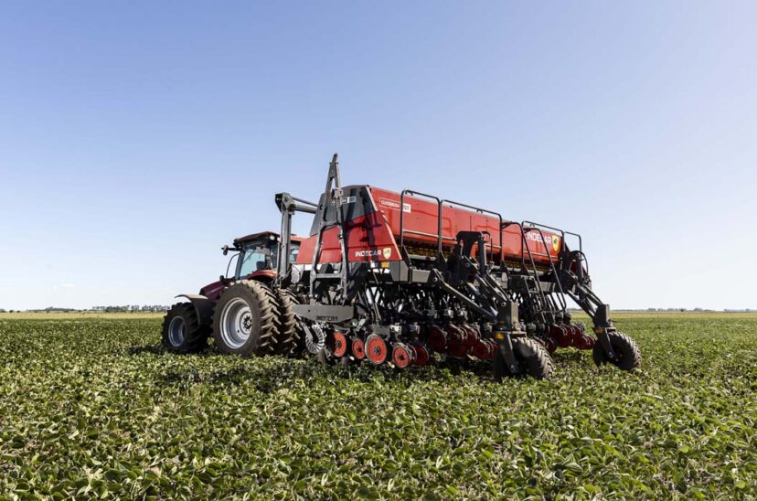 sembradora Indecar maquinaria agrícola