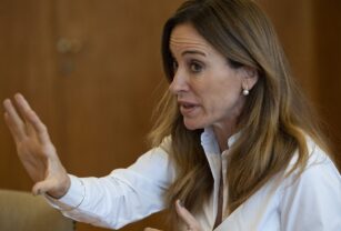 Victoria Tolosa Paz