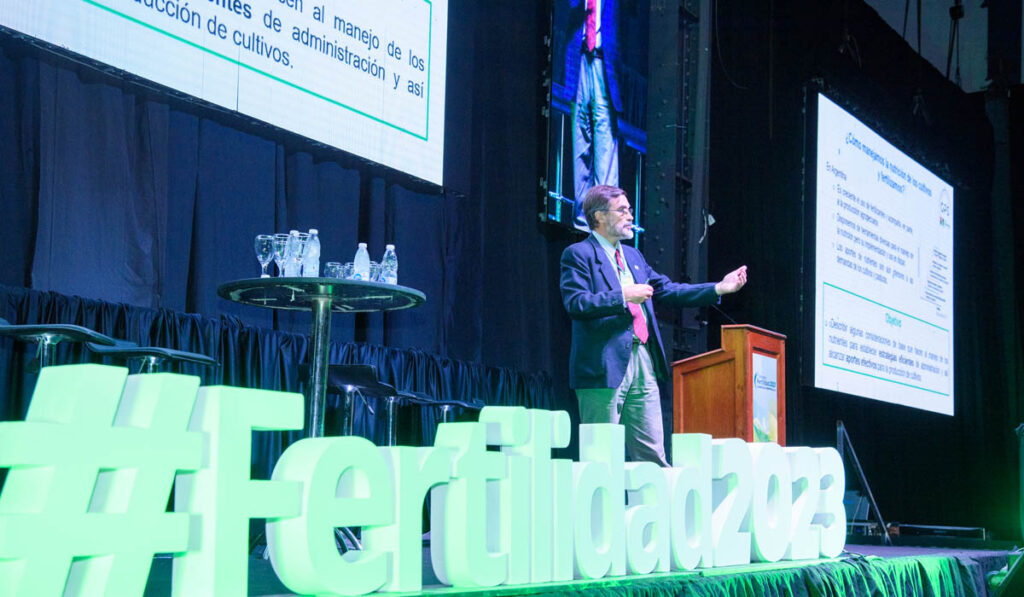 Martín Díaz Zorita granos fertilizar