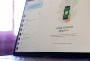 WhatsApp Web