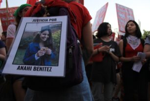 Cartel por Anahí Benítez