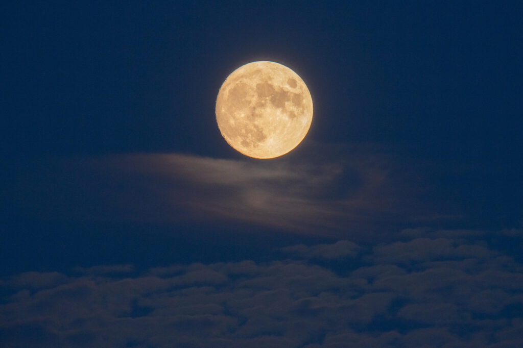 luna