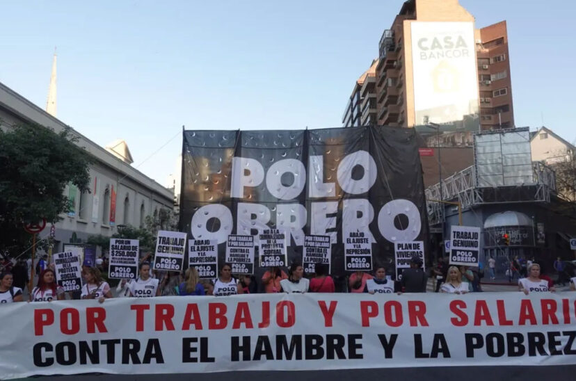 La marcha federal piquetera protagoniza cortes en la 9 de Julio