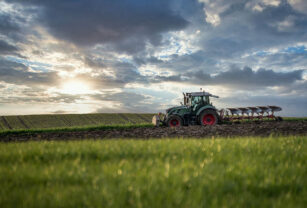 tractor campo proyecto el agro trabaja