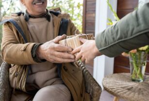 PAMI descuentos ropa dia del padre