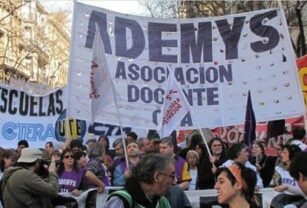 Paro docente y movilización de Ademys.