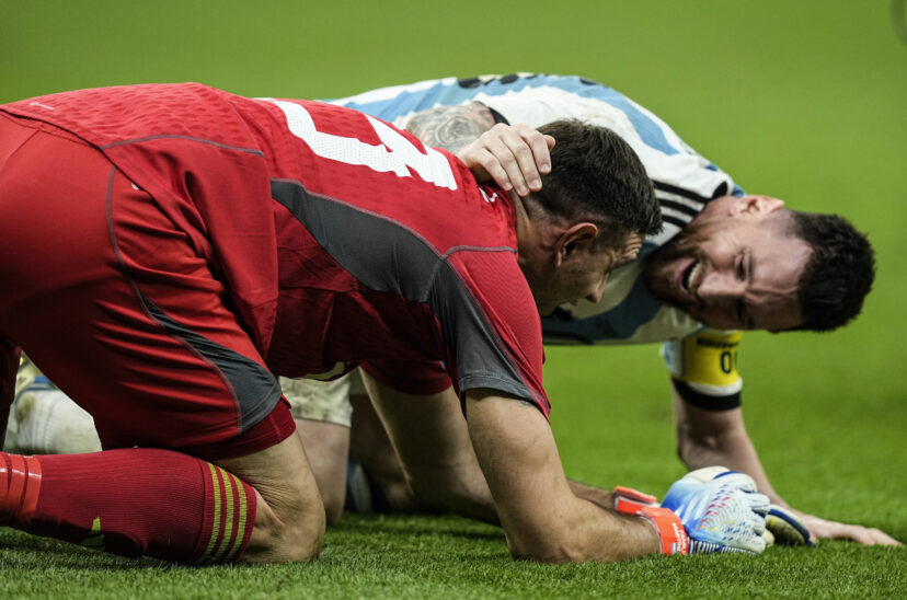 dibu martinez messi