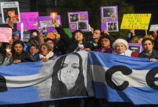 Marcha por Cecilia Strzyzowski.