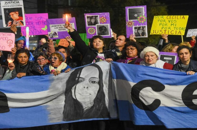 Marcha por Cecilia Strzyzowski.