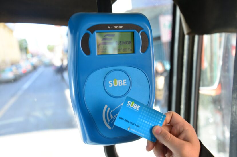 sube colectivo tarjeta debito boleto