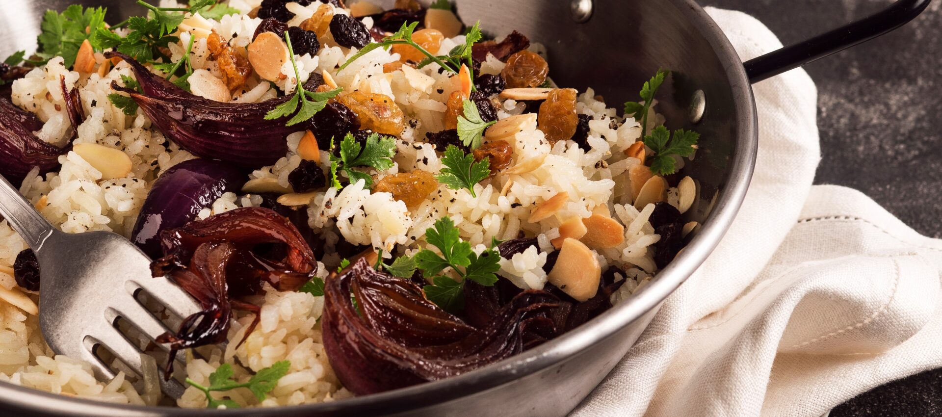 ARROZ CON MANTECA Y CALDO DE POLLO