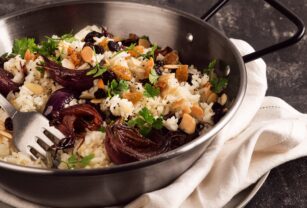 ARROZ CON MANTECA Y CALDO DE POLLO