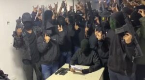 Los Lobos, banda que supuestamente se atribuyó el crimen de Fernando Villavicencio