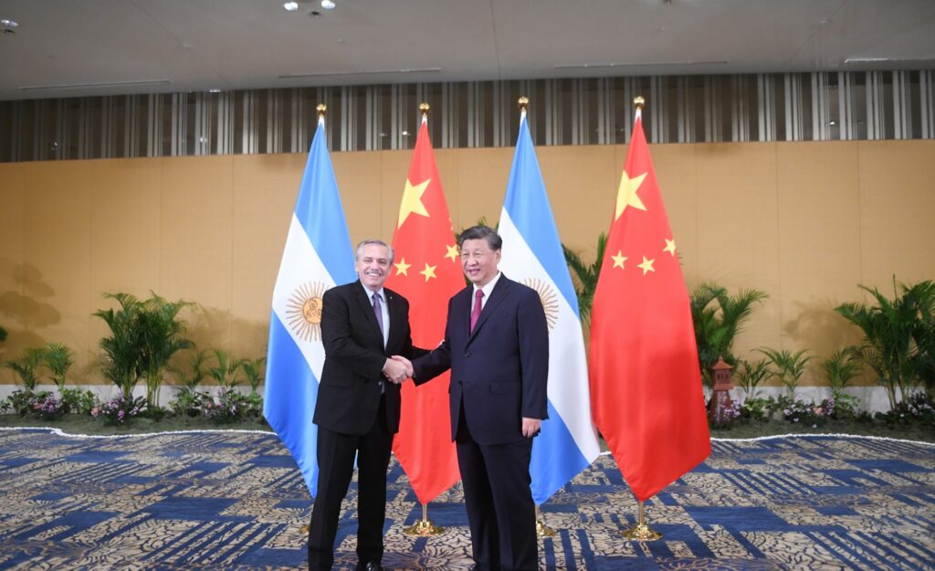 alberto fernandez china