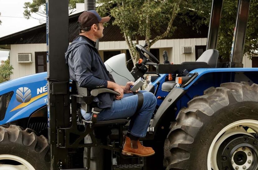 tractor accesible