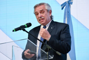 Alberto Fernández