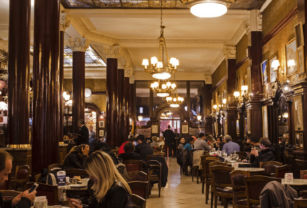 Cafés Notables