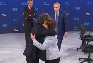 Abrazo Bullrich - Milei