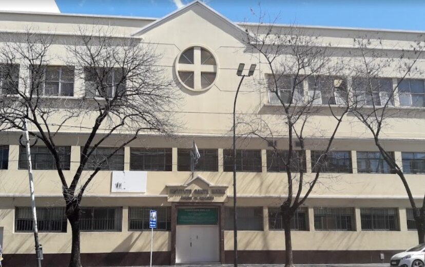 Colegio al que asiste la menor desaparecida