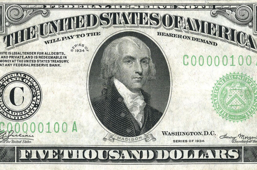5000 dólares