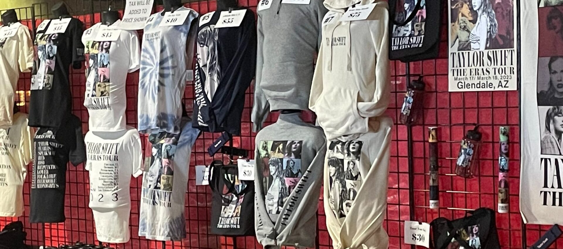 merch Taylor Swift
