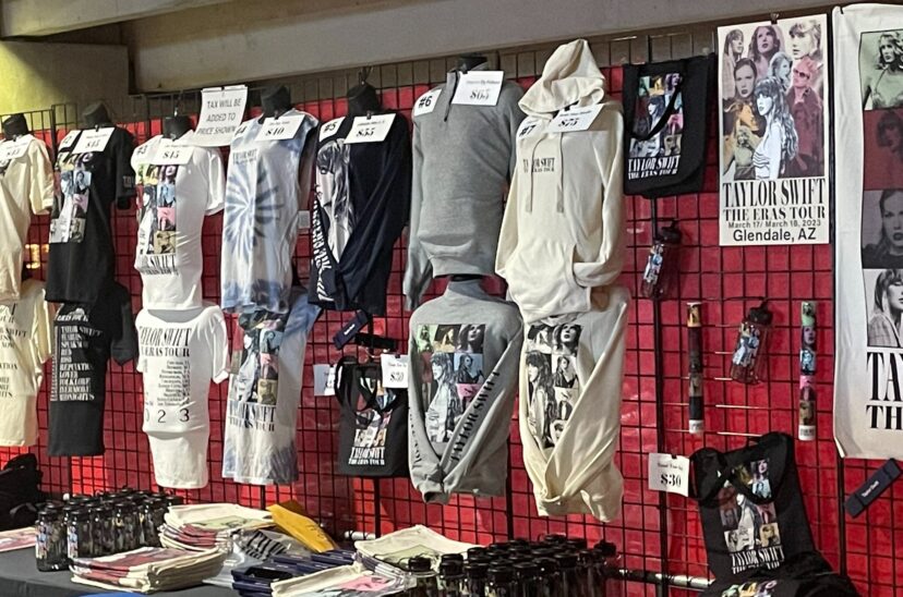 merch Taylor Swift