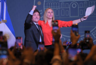 Javier Milei Karina búnker