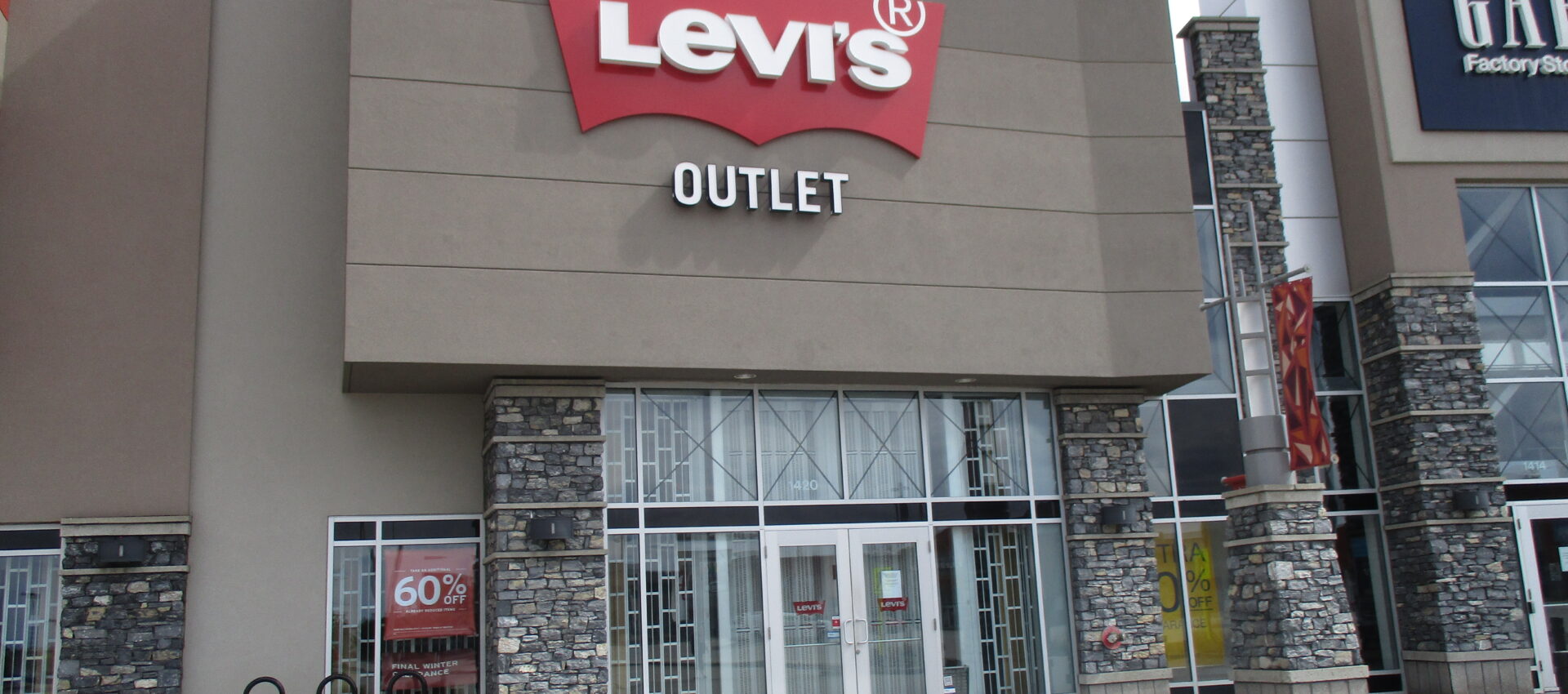 remeras levis 10 mil pesos