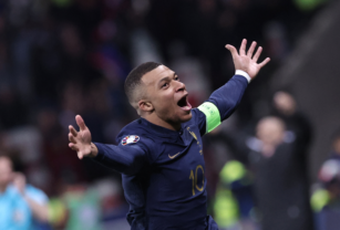 Mbappé Francia goleada
