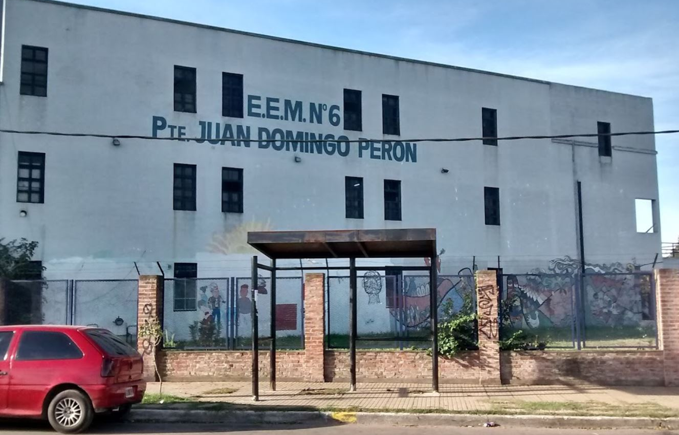 La escuela de los jóvenes que intentaron matar a su compañero de un corte en la yugular.