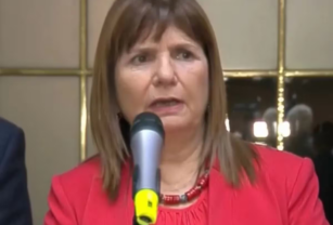 Bullrich en conferencia