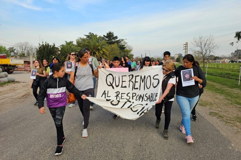 Marcha en Brandsen