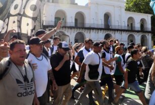 Ley ómnibus protesta