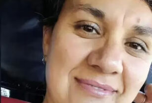 abuela bastonazos