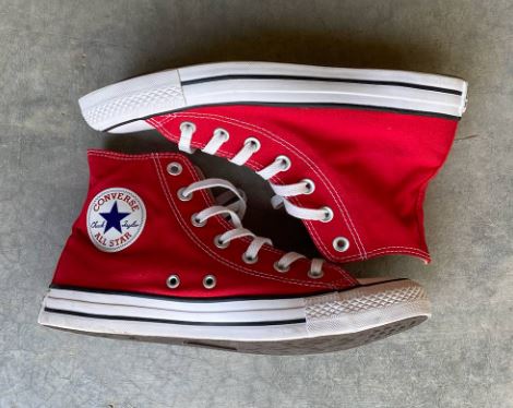 zapatillas rojas
