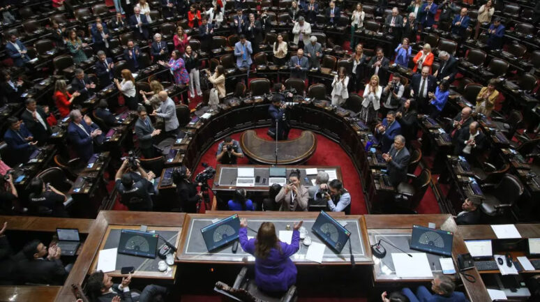 senadores
