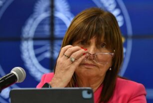 patricia bullrich grafóloga