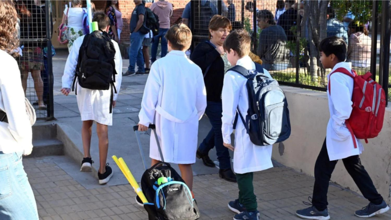 Educación - escuela - clases