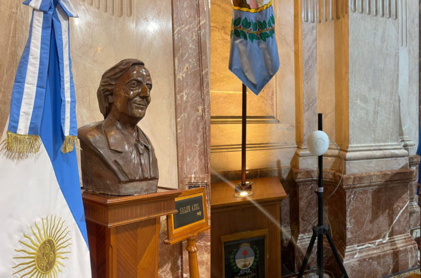 busto néstor