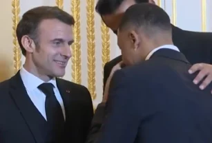 Macron Mbappe